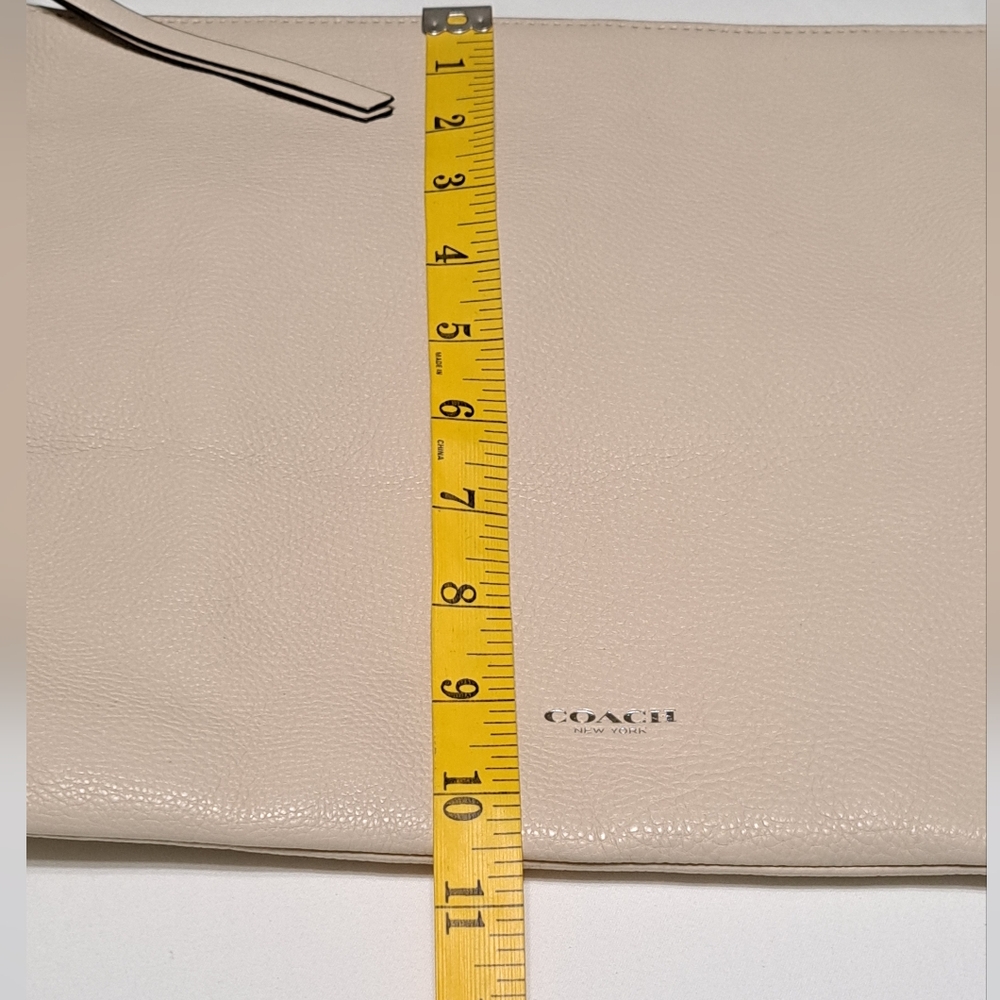 COACH Bleecker Daily Shoulder Bag Style 29461 in Ecru Leather EUC - Picture 10 of 16